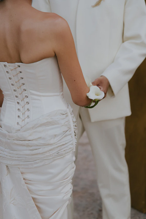 Pastel Florals, Golden Arches & a Dance-Filled Night at This Menorca Quarry Wedding