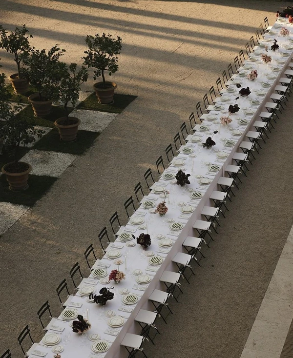 Mastering Your Wedding Photos: 5 Experts Share the Biggest Photo Fails to Avoid