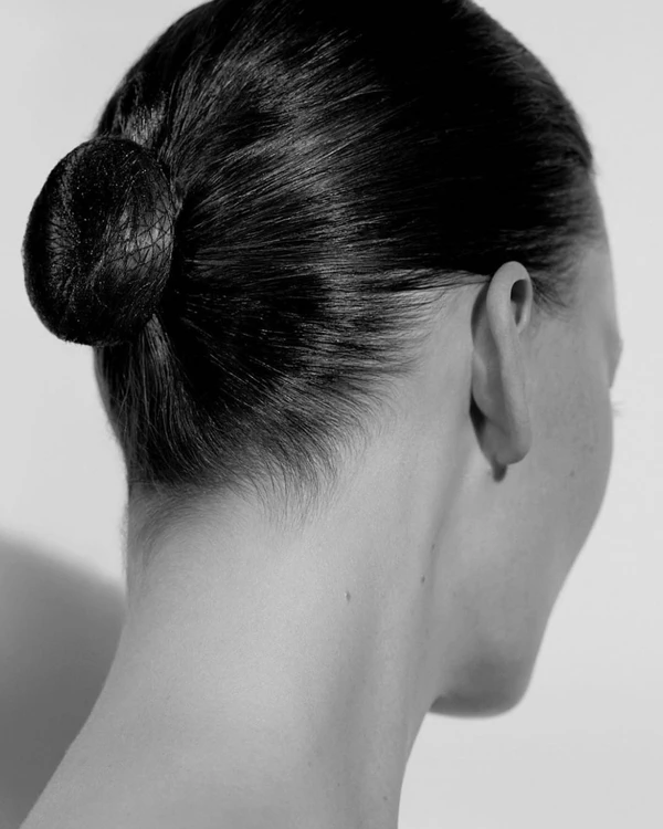 Guide to Styling Slicked Back Hair