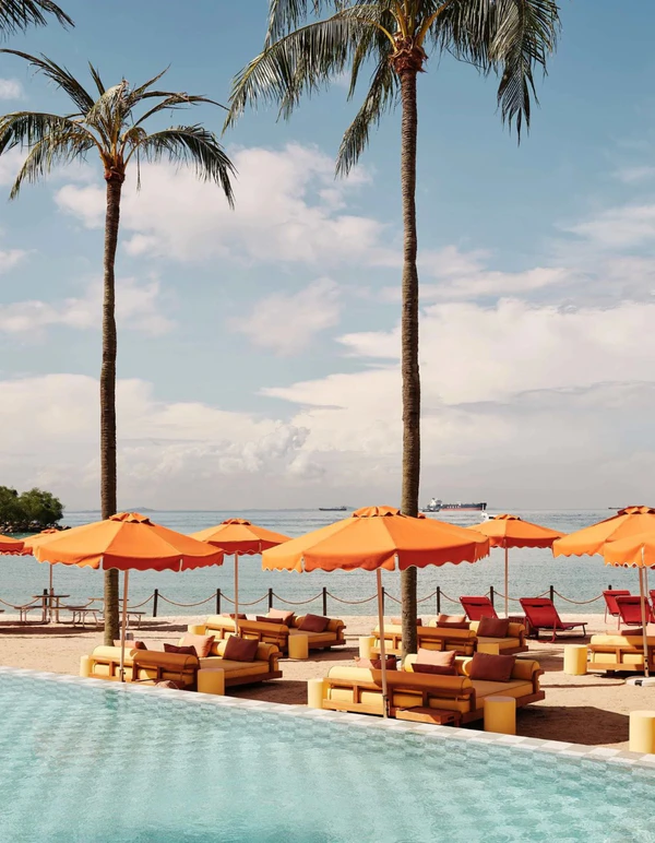<a href="https://www.tanjongbeachclub.com/beachclub">Tajong Beach Club</a>, Photography: <a href="https://www.instagram.com/lisacohenphoto/">Lisa Cohen</a>