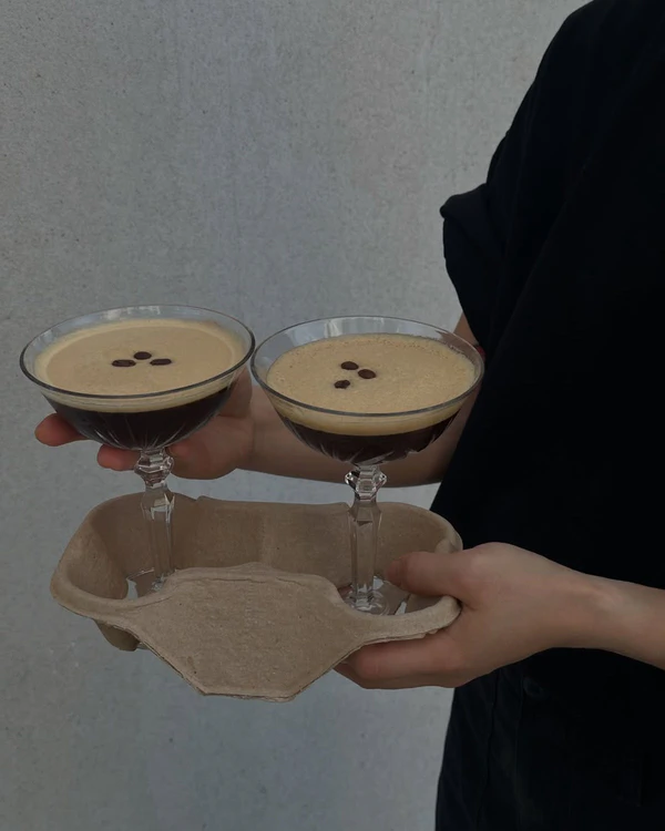 7 Festive Food & Drink Ideas for Stylish Holiday Hosting