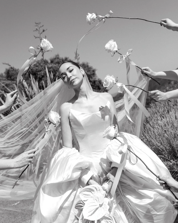 A Top Hollywood Costume Designer's Fairytale Wedding in a Spanish Monastery — photo 2