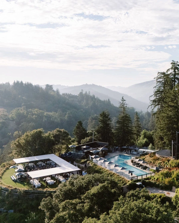 <span style="text-decoration: underline;"><a href="https://www.instagram.com/ventanabigsur/p/DBxBSZjvqLY/">Alila Ventana Big Sur</a></span>, Photography: <span style="text-decoration: underline;"><a href="https://www.instagram.com/hugofilmco/">Hugo Film Co.</a></span>
