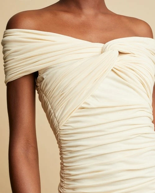 21 Maternity Dresses for Brides