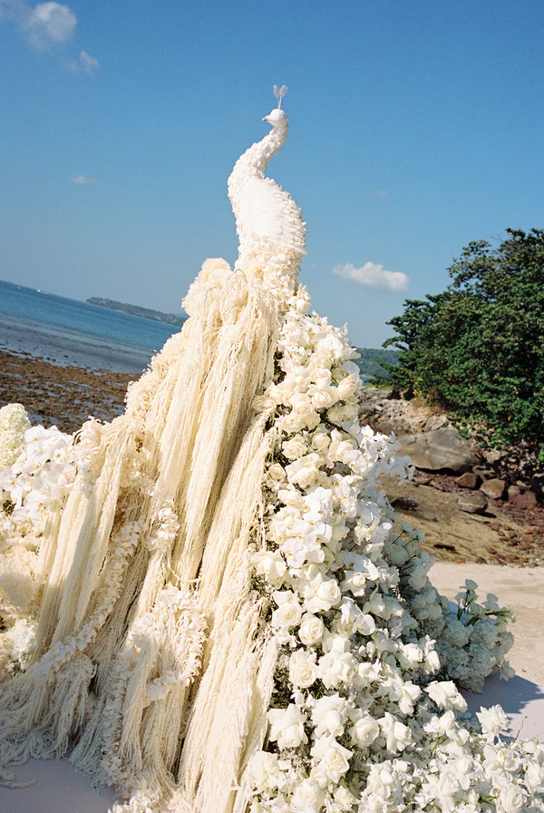 A Sculptural Floral Fantasy at This Intimate Black-Tie Wedding in Phuket