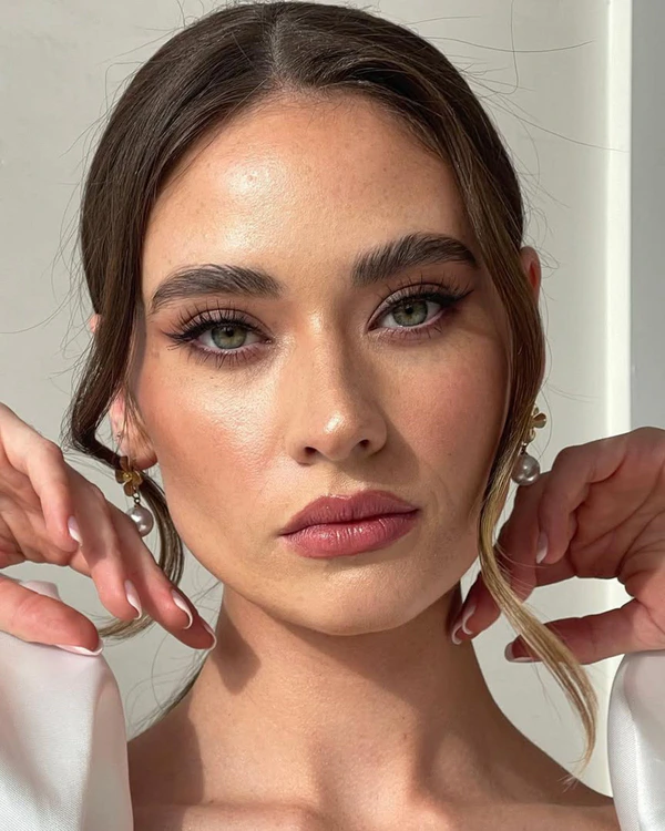 How to Achieve a Timeless Bridal Beauty Look on Your Wedding Day & in Your Photos