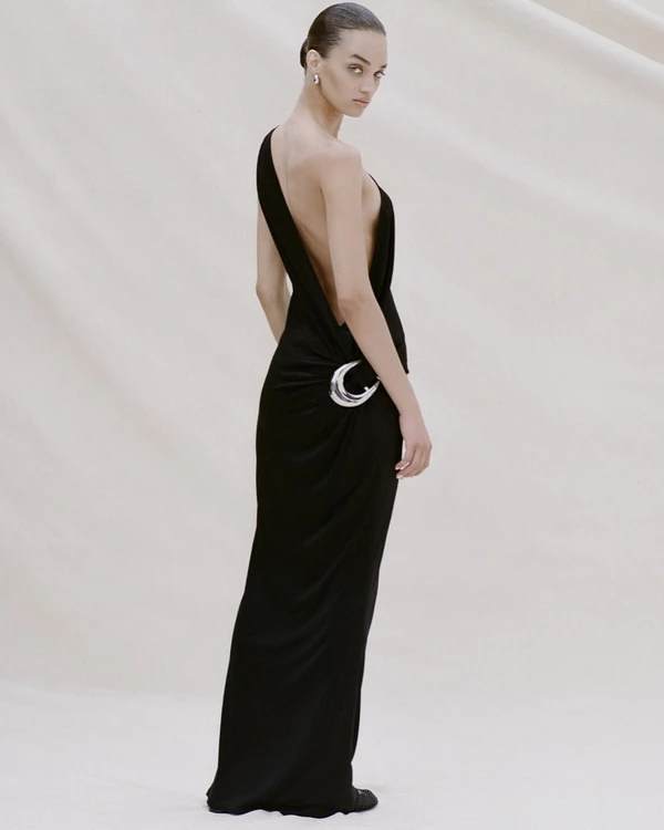20 Dazzling New Year’s Eve Dresses
