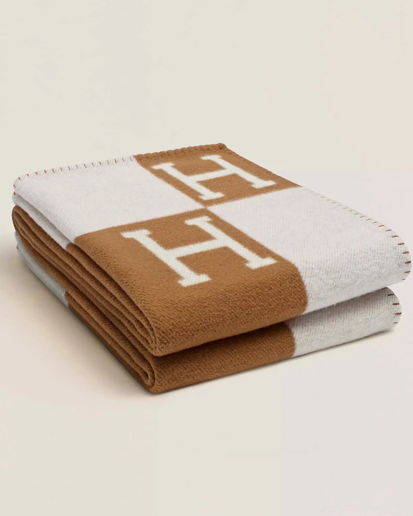 Anniversary Gift Ideas by Year, From Traditional to Modern