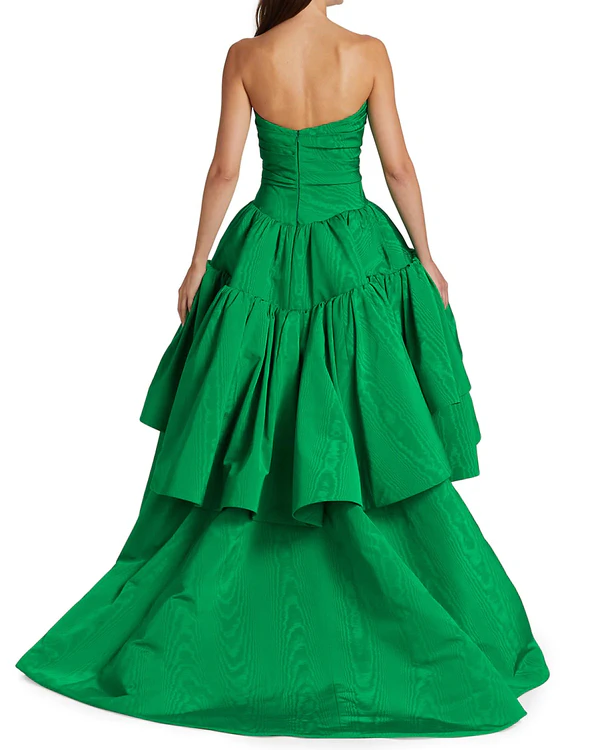 Do Colorful Wedding Dresses Have a Moment?