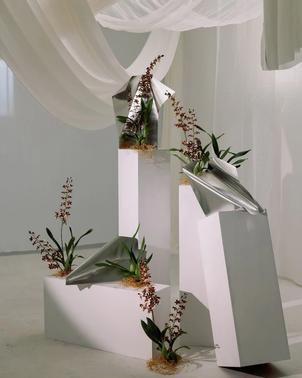 10 Expert Tips for Wedding Flowers That Feel Creative, Considered & Completely You