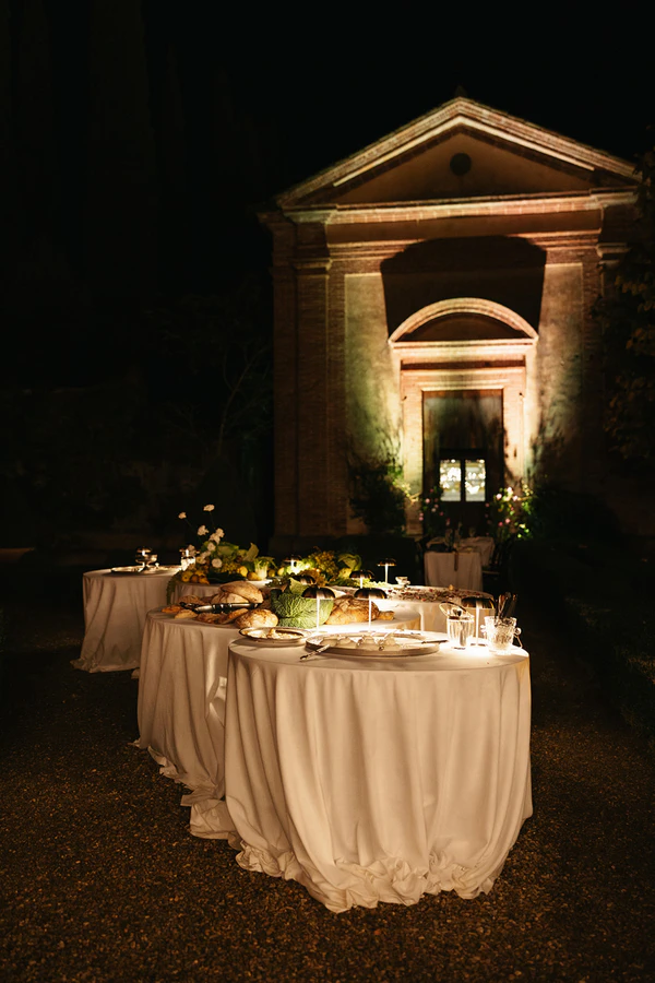 A Romantic Black-Tie Wedding Weekend at Villa Cetinale in Tuscany