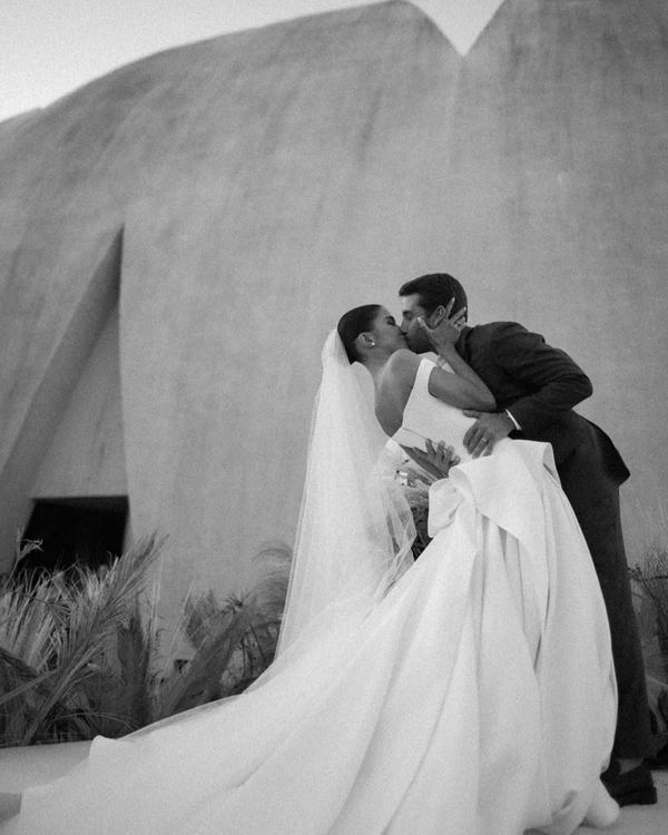 40 Must-Save Editorial Wedding Photo Ideas for the Fashion-Forward Couple