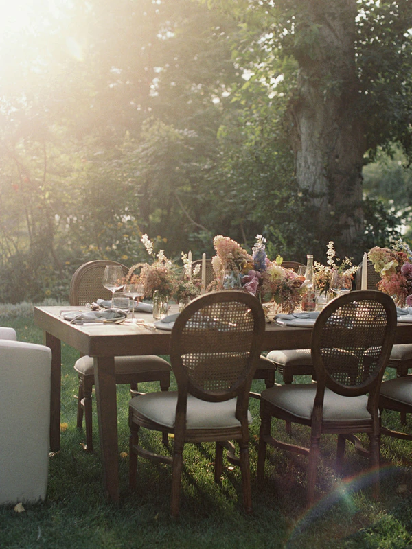 An Authentic Garden Wedding Editorial — photo 13