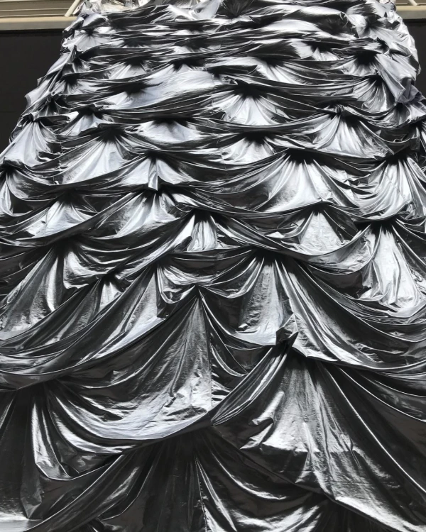 45 Silver Wedding Decor Ideas That Are Totally on Trend