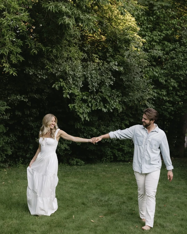How to Tell If Your Fiancé Has Cold Feet (and What You Can Do About It)