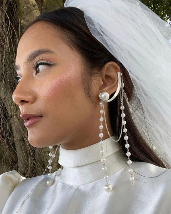 Modern Pearls: An Edit of the Chicest Accessories for the Fashion Bride