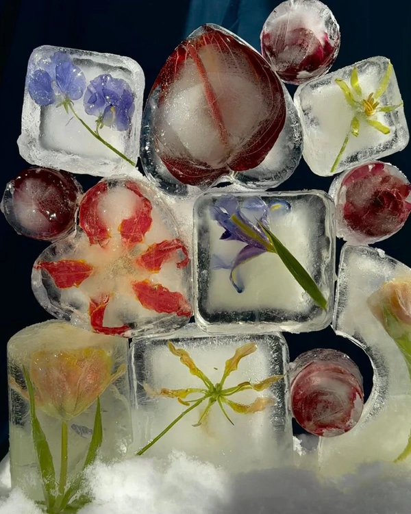 Trend: Frozen Florals