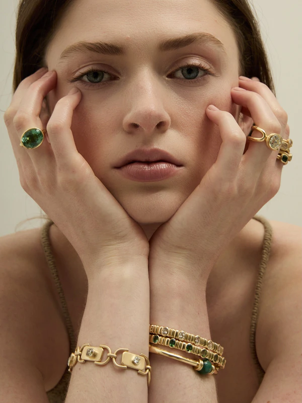 <a href="https://www.instagram.com/p/DZvSywcv-vk/">Jade Ruzzo</a>