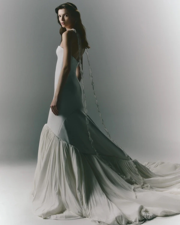 The Chicest Trends from the Spring '25 Bridal Collections