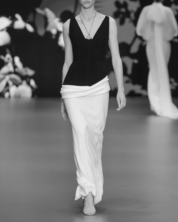 The Chicest Trends from the Spring '25 Bridal Collections