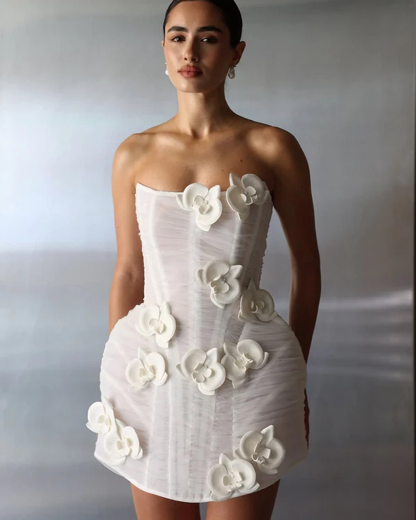 <a href="https://www.instagram.com/balykina.brand/">Balykina</a> from <a href="https://www.instagram.com/p/DcSNyCUExw3/?img_index=1">Sphere Bridal Gallery</a>