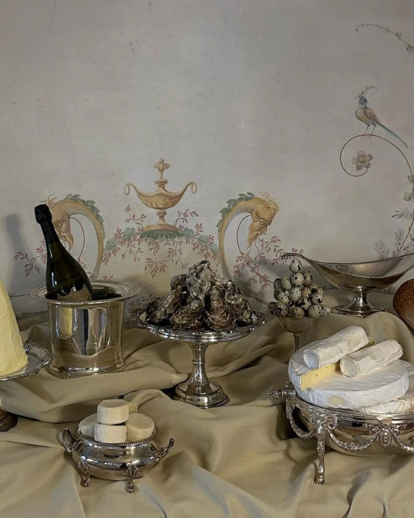 45 Silver Wedding Decor Ideas That Are Totally on Trend