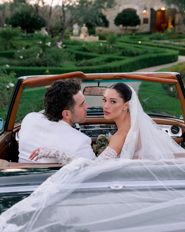 A Look Inside Influencer Jourdan Sloane’s Stylish Mountaintop Wedding — photo 1
