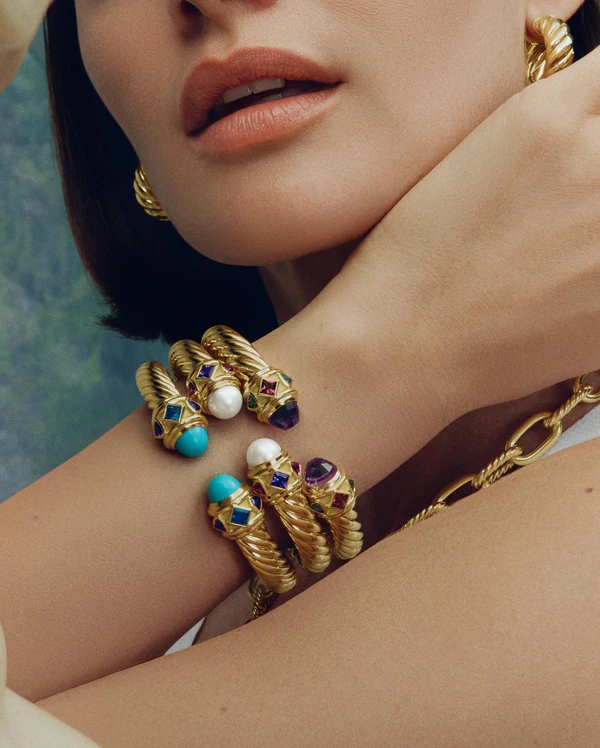 <a href="https://www.instagram.com/p/DPJt7pYDWmw/?img_index=1">David Yurman</a>