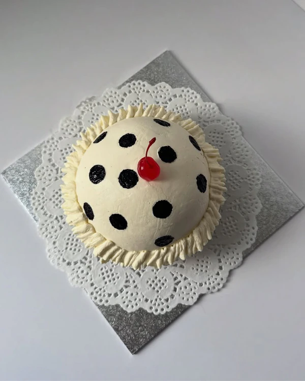 <a href="https://www.instagram.com/p/DVb2hAPjXiK/?img_index=1">The Heartbaker</a>