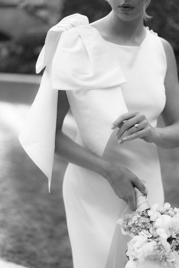 An Autumn Wedding Editorial: Reveling in Tranquility, Soft Light, and Stellar Dining