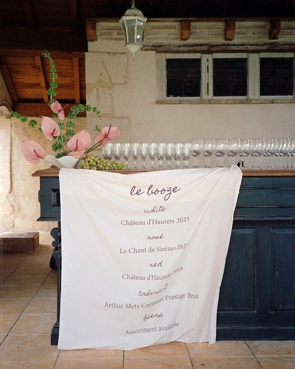 A Dreamy Château Wedding in France's Bordeaux Countryside