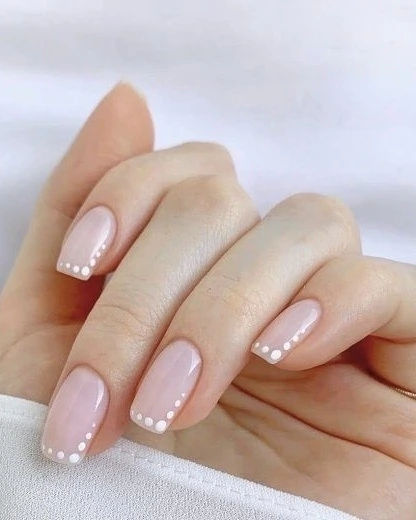 26 French Manicure Ideas You Will Want to Try This Summer