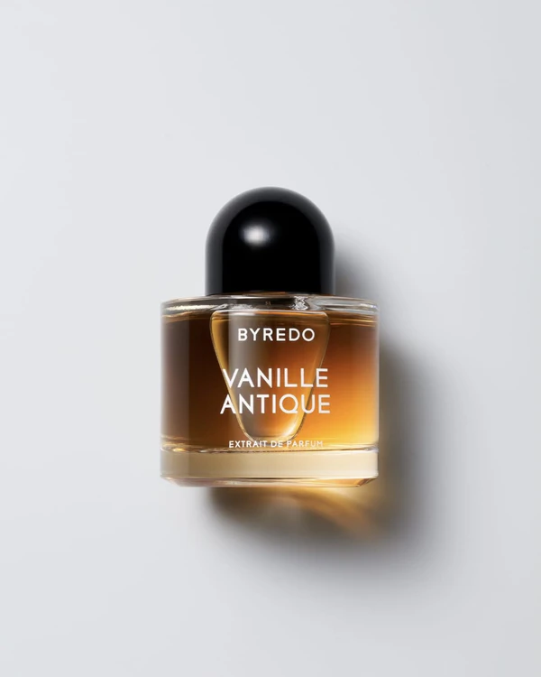 Perfect Christmas Perfumes to Feel Nostalgic