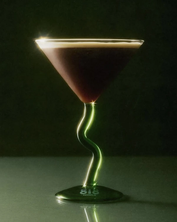 6 Must-Try Signature Wedding Cocktails Your Guests Will Love