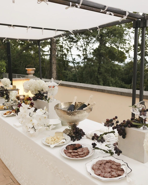 An Elegant & Dreamy Italian Wedding in a Baroque Roman Villa