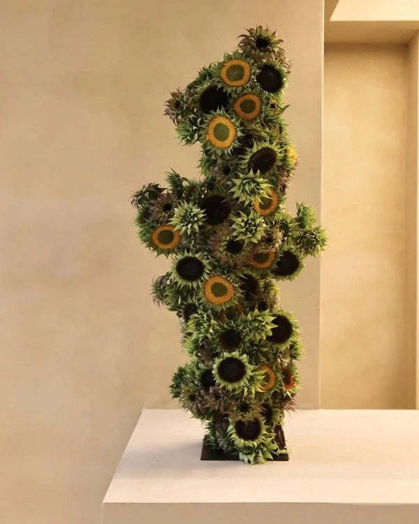 Trend: Sunflowers — photo 2