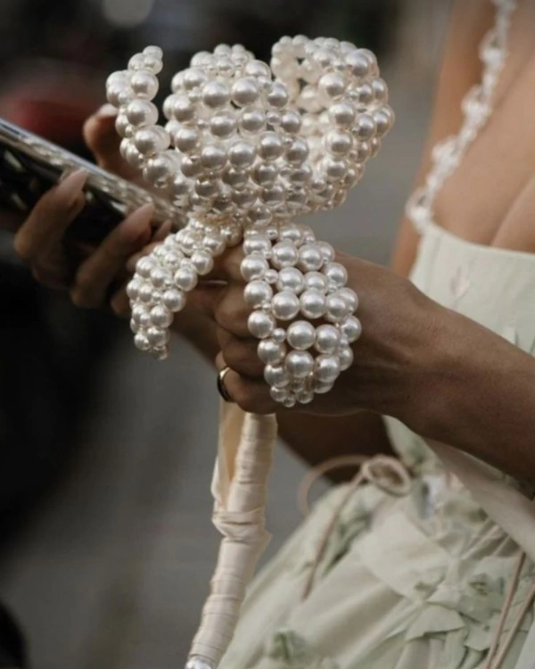 Modern Pearls: An Edit of the Chicest Accessories for the Fashion Bride