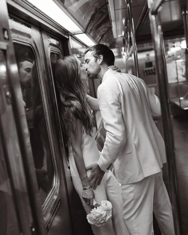 40 Must-Save Editorial Wedding Photo Ideas for the Fashion-Forward Couple