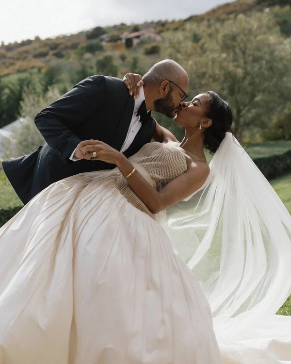 25 Key Factors to Consider Before Booking Your Wedding Venue