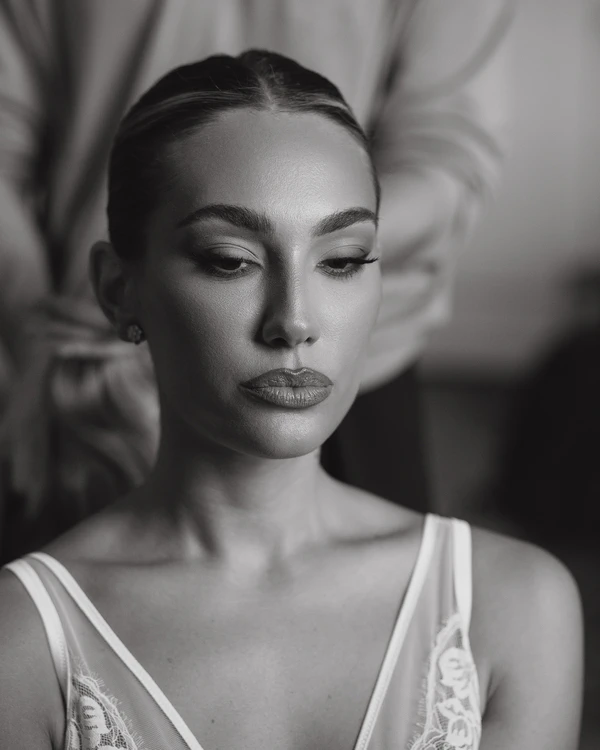 Influencer Angela Caloisi’s Tuscan Villa Wedding Was the Epitome of Cinematic Elegance