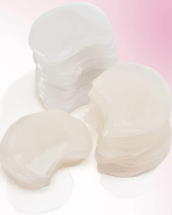 <a href="https://www.instagram.com/p/DVKHnoigU0F/?img_index=1" target="_blank">Glow Recipe</a>