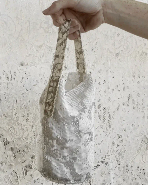 30 Chic Pouches for the Fashion Bride