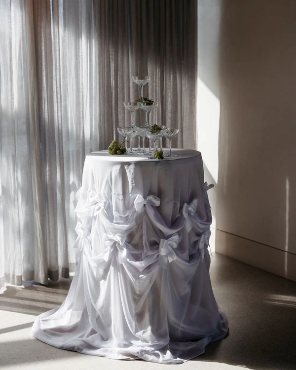Trend: Knotted Tablecloths