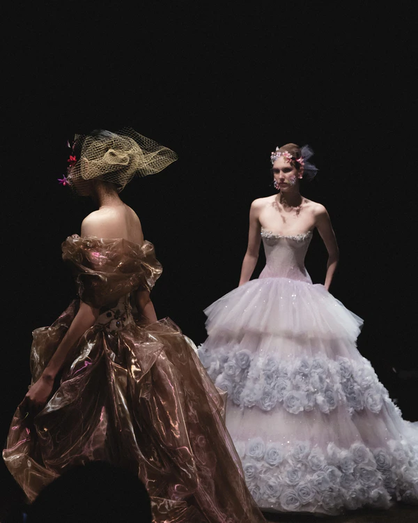 Photography: <a href="https://www.instagram.com/ceremonybyalexmari/">Alex Mari</a>