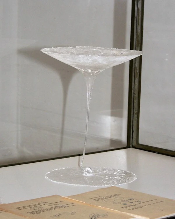 20 Artisanal Glassware Ideas to Inspire Your Tablescape