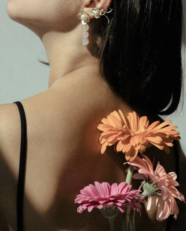 10 Floral Motif Jewelry