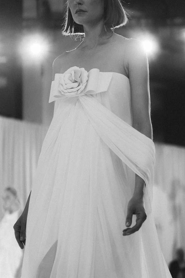 <span><a href="https://www.instagram.com/isabelsanchiscostura/">Isabel Sanchis</a>, Photography: <a href="https://www.instagram.com/tiposnet/">Tipos</a></span>