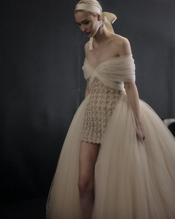 The Chicest Trends from the Spring '25 Bridal Collections