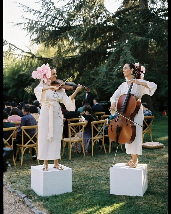 A Unique Fusion of Italian, Spanish & Chinese Cultures in this Chic Madrid Garden Wedding