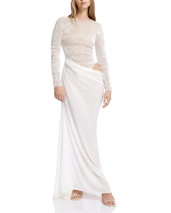 14 Trendy "Naked" Wedding Dresses for 2024